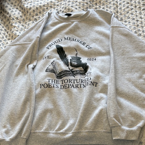 Gildan Other - TTPD Taylor Swift Sweater